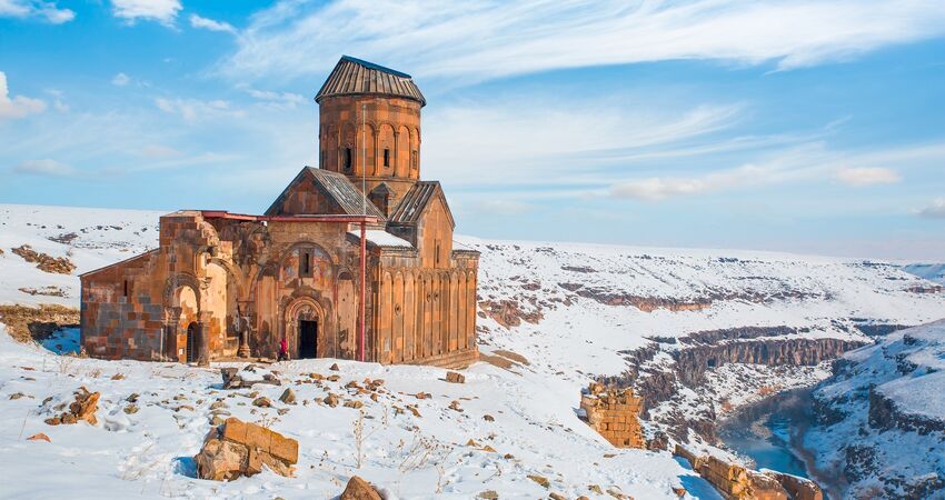 DOĞU EKSPRESİ ERZURUM KARS VAN NAHÇİVAN AGRI 4 GECE KONAKLAMALI ( Ankara ve İstanbul Çıkışlı )